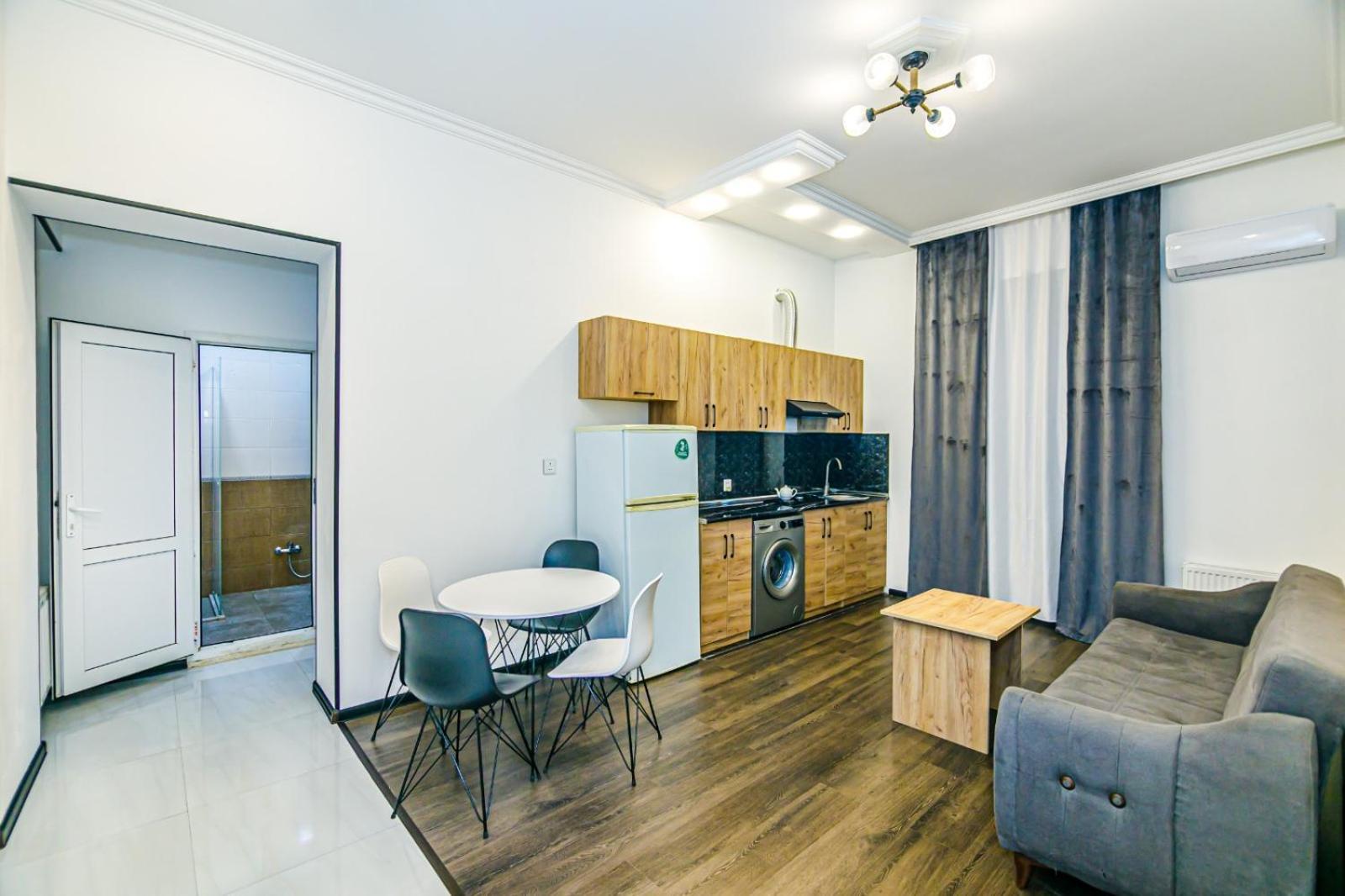 M Estate. 2 Room Home In Targovu Μπακού Εξωτερικό φωτογραφία