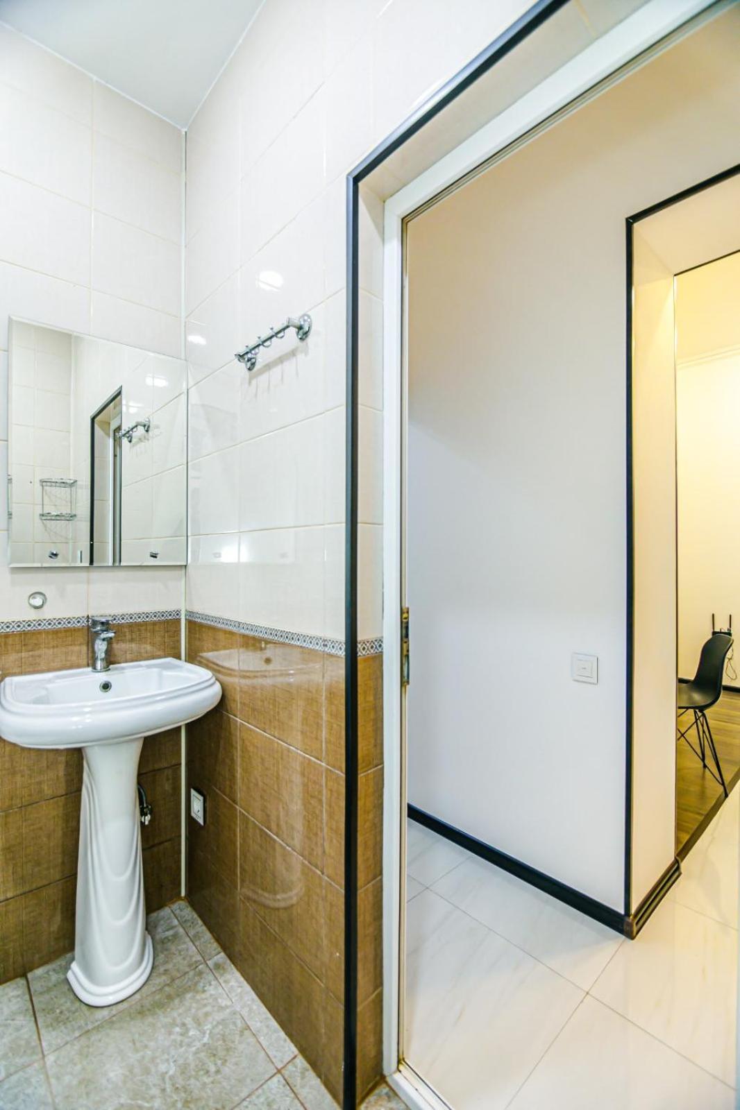M Estate. 2 Room Home In Targovu Μπακού Εξωτερικό φωτογραφία