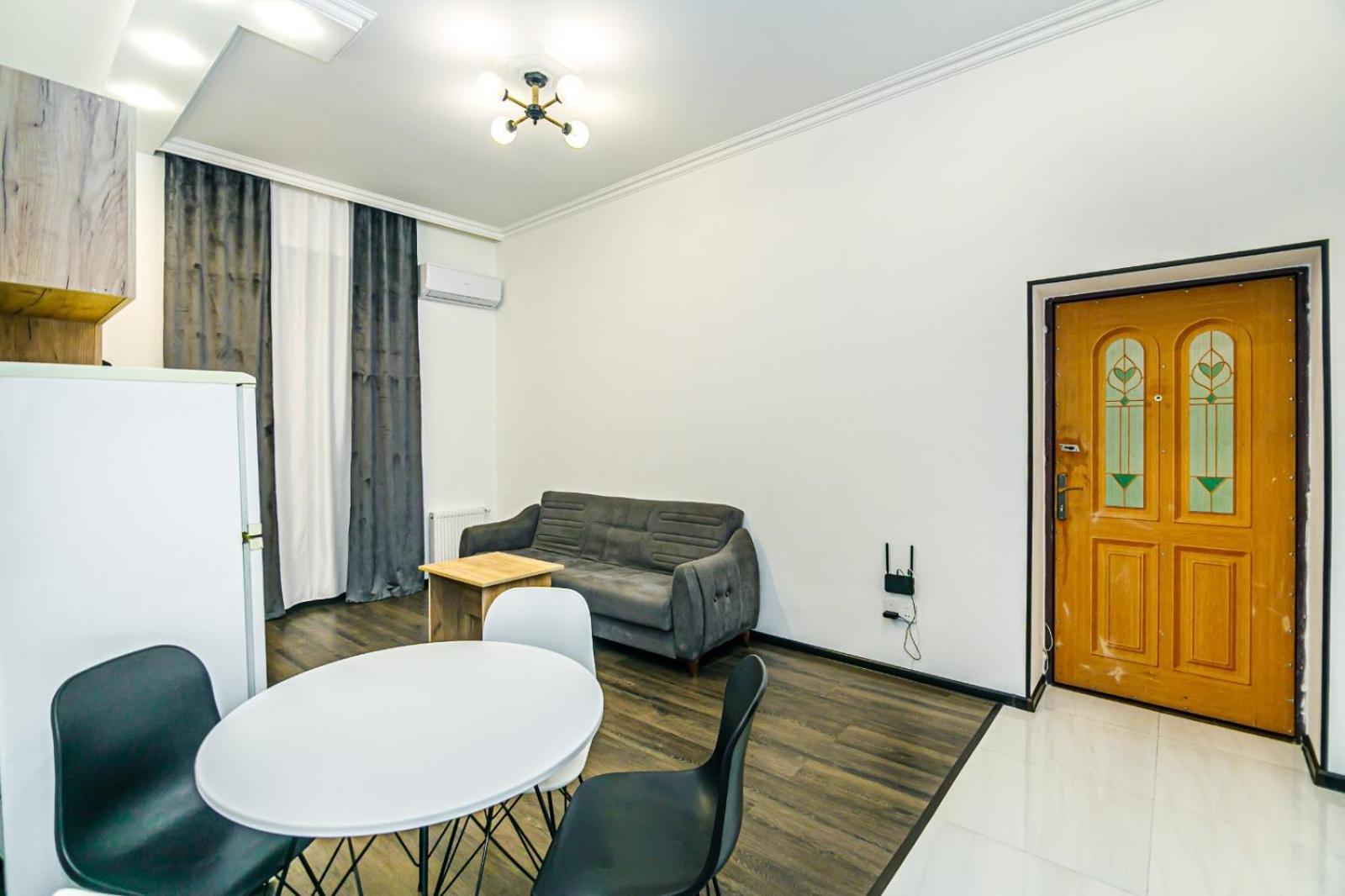 M Estate. 2 Room Home In Targovu Μπακού Εξωτερικό φωτογραφία